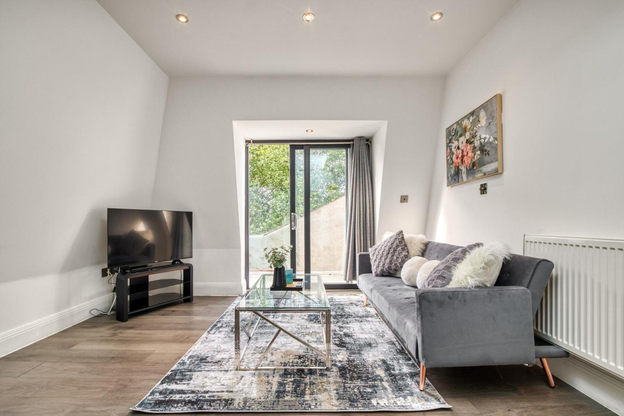 Luxurious Hidden Gem In Wandsworth Lägenhet London Exteriör bild